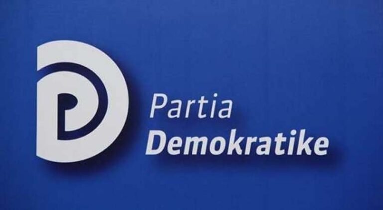 Erl KODRA – Rënia e sistemit dhe rishpikja e ngjarjes politike