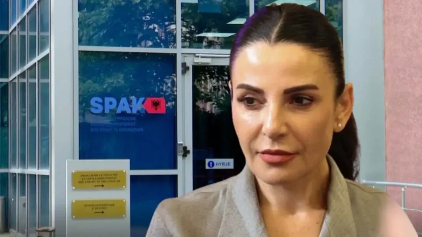 Dy vartësit e ish zvministres Belinda Balluku rithirren në SPAK për t’u përgjigjur mbi tenderat